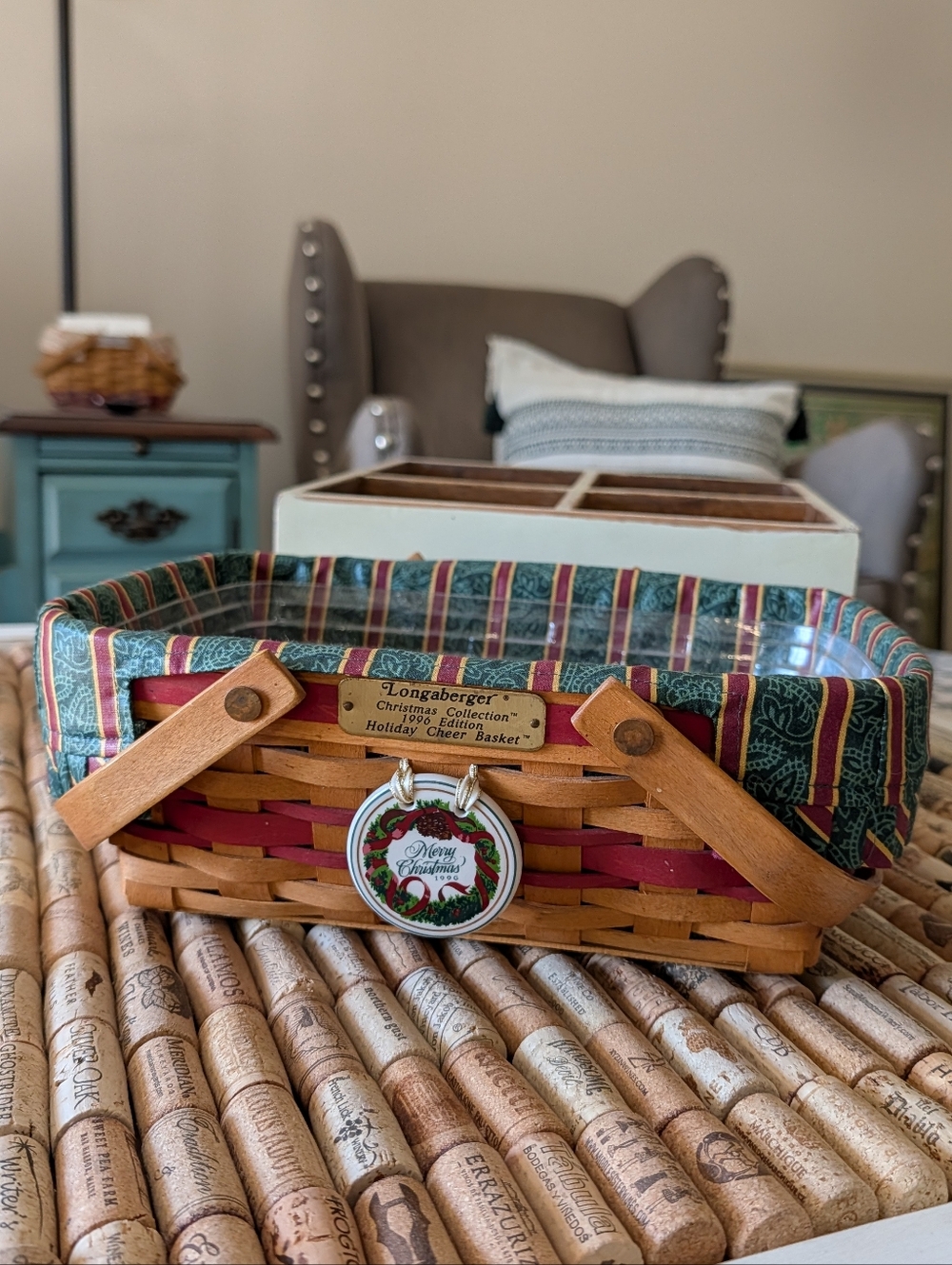 Longaberger 1996 Holiday Cheer Basket W/ Liner, Protector & Tie On